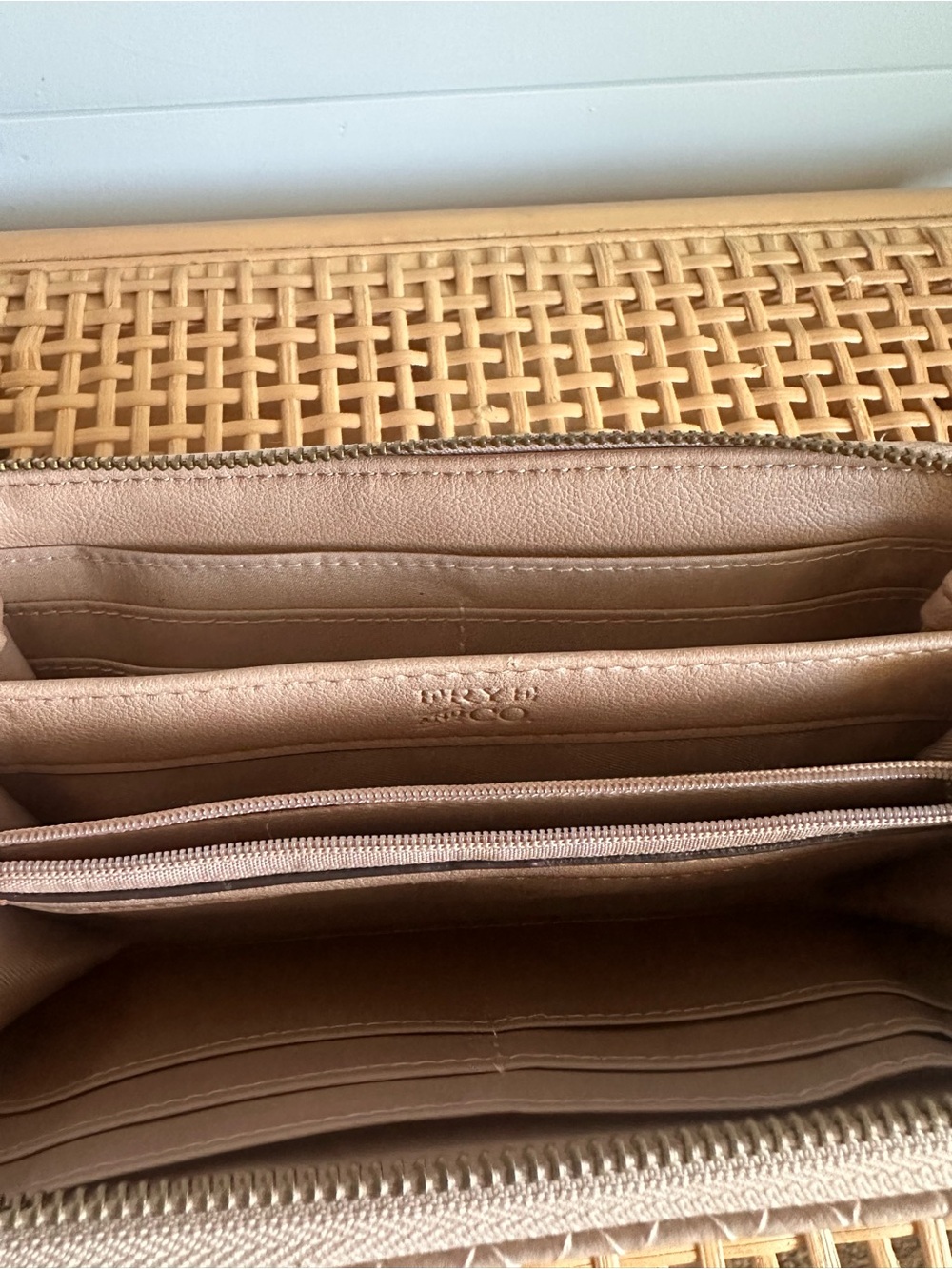 FRYE AND CO. Woven Faux-Leather Zip Wallet in Blush - Picture 5 of 7
